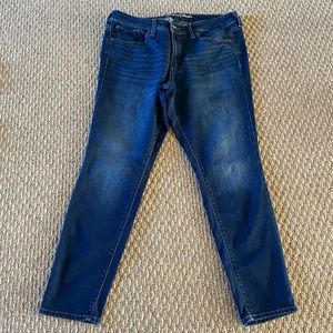 Universal Threads Jeans